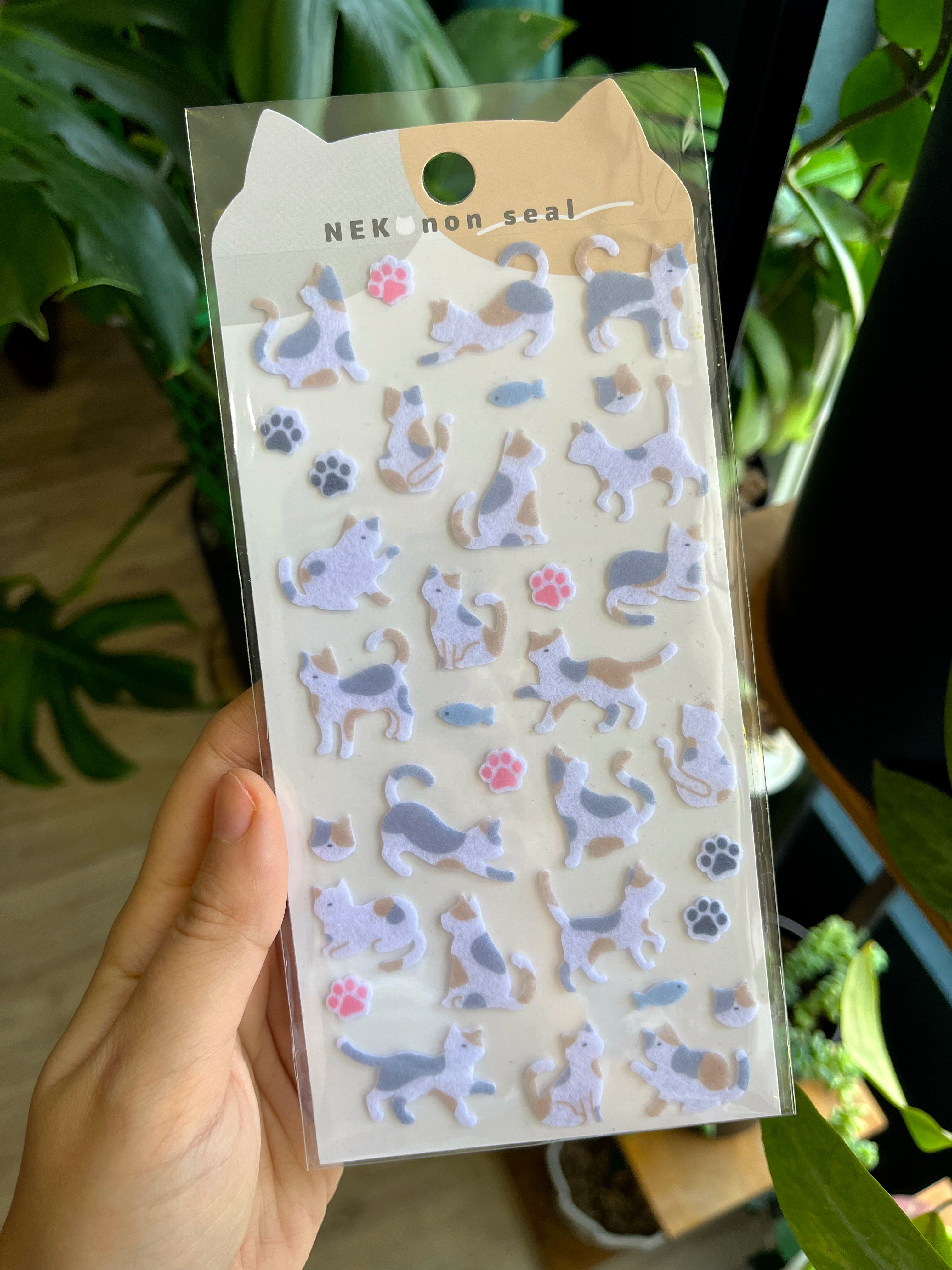 استیکر گربه کالیکو