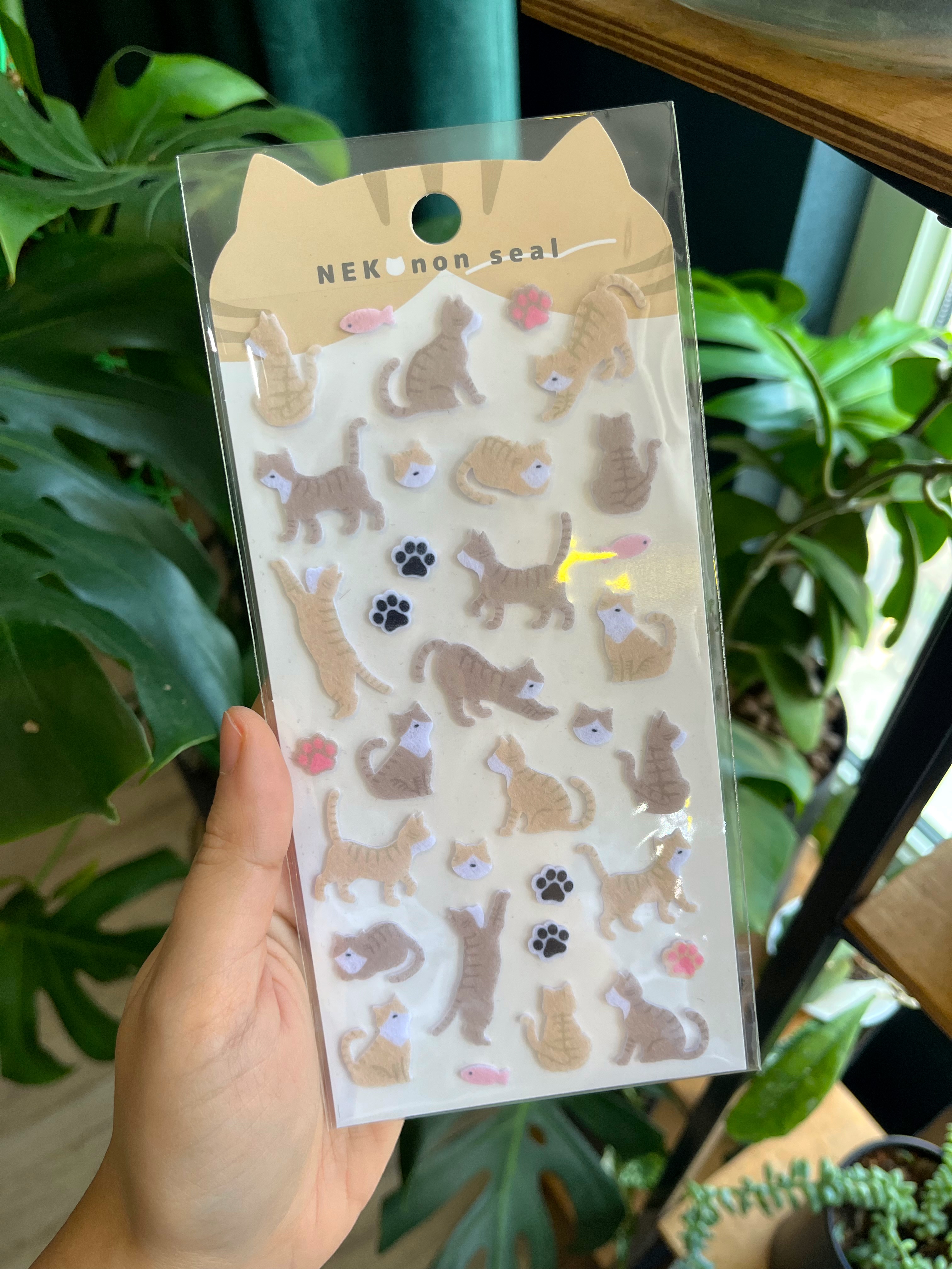 استیکر گربه سفید نارنجی